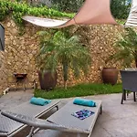 Stylish With Large Patio & Pool Tavira